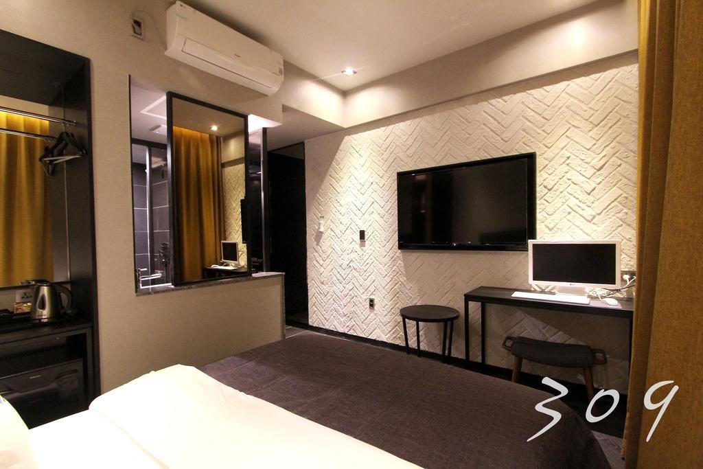 2 Heaven Hotel Lotte Waterpark Gimhae Eksteriør billede